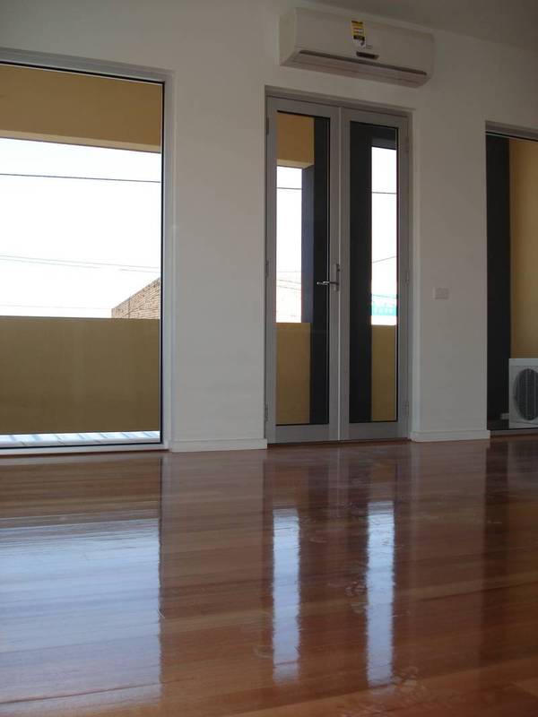 EXECUTIVE STYLE APARTMENT Picture 2