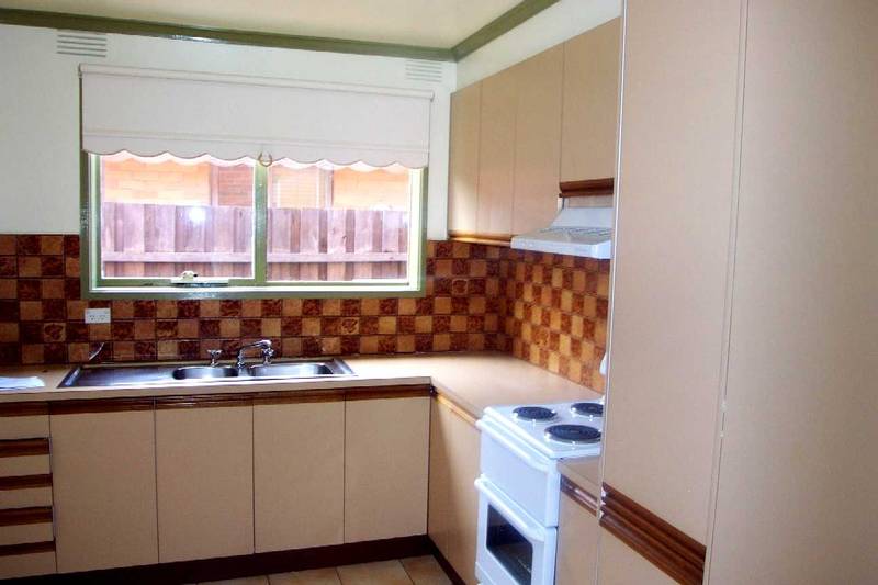 WELL LOCATED CLOSE TO THE MARIBYRNONG RIVER. Picture 1