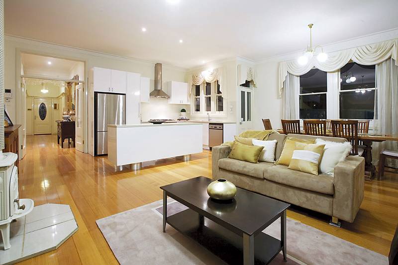 Champagne Lifestyle! Picture 2