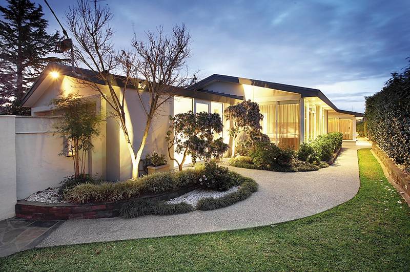 Unique Style Unrivalled Quality! Picture 1