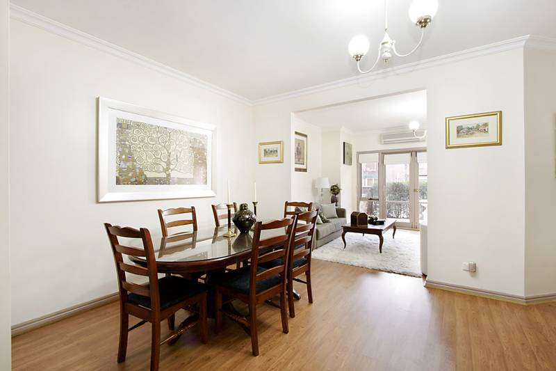 Terrific Tri-Storey Terrace Picture 2