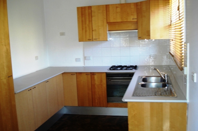 ENJOY WALKS ALONG THE RIVER ! Picture 2