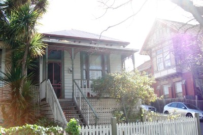 VICTORIAN BEAUTY Picture VICTORIAN BEAUTY Picture