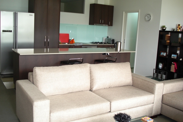 RELAX AND WATCH THE WORLD GO BY Picture 3