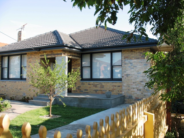 PRIME PRESTIGIOUS LOCATION - MOONEE PONDS Picture 1