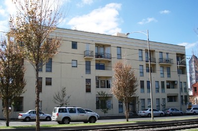 MODERN DOUBLE STOREY APARTMENT METRES FROM THE CBD Picture MODERN DOUBLE STOREY APARTMENT METRES FROM THE CBD Picture