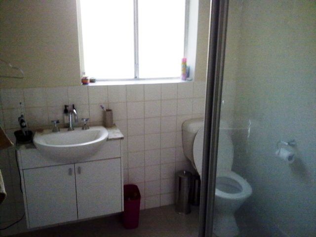 MODERN & STYLISH Picture 2