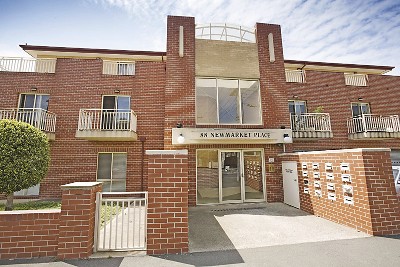 Contemporary City Fringe Delight Picture