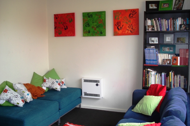 LOADS OF NATURAL LIGHT Picture 3