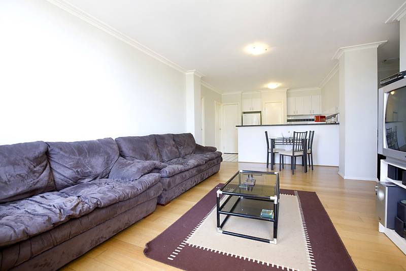 Ideal First Home or Investment Picture 3