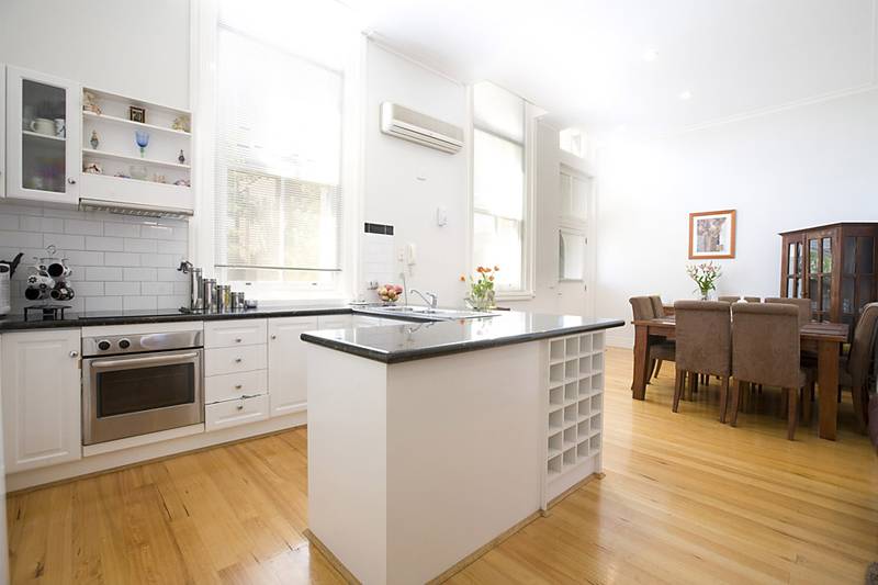 Original feature with all the right Ingredients Picture 2