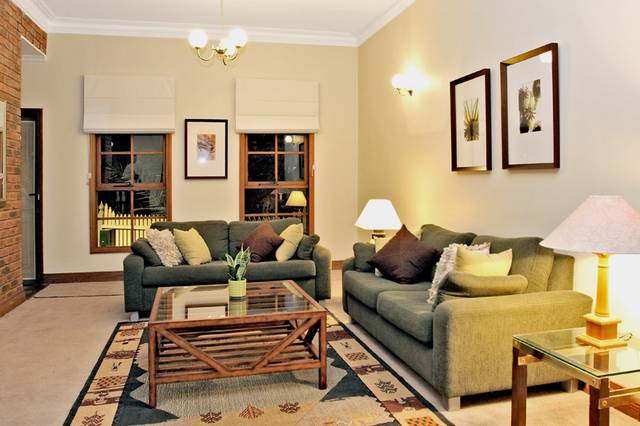 UNIQUELY DESIGNED DOUBLE STOREY HOME WITH IMPRESSIVE PERIOD FACADE Picture 3