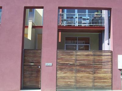 MODERN AND TRENDY Picture MODERN AND TRENDY Picture