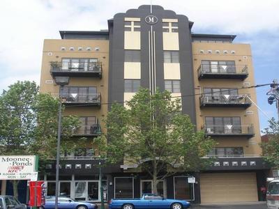 SINGLE LEVEL APARTMENT IN THE HEART OF MOONEE PONDS. Picture SINGLE LEVEL APARTMENT IN THE HEART OF MOONEE PONDS. Picture