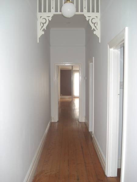 VICTORIAN TREASURE Picture 2