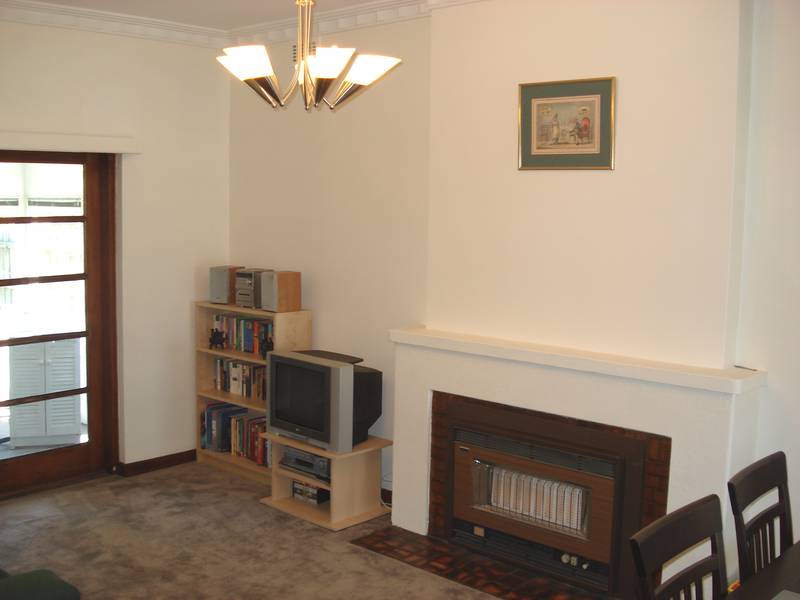 FEEL RIGHT AT HOME Picture 3