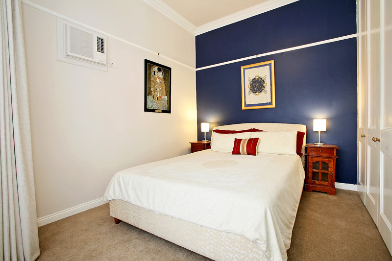 SPLASHED THROUGHOUT WITH GLORIOUS SUNSHINE Picture 3