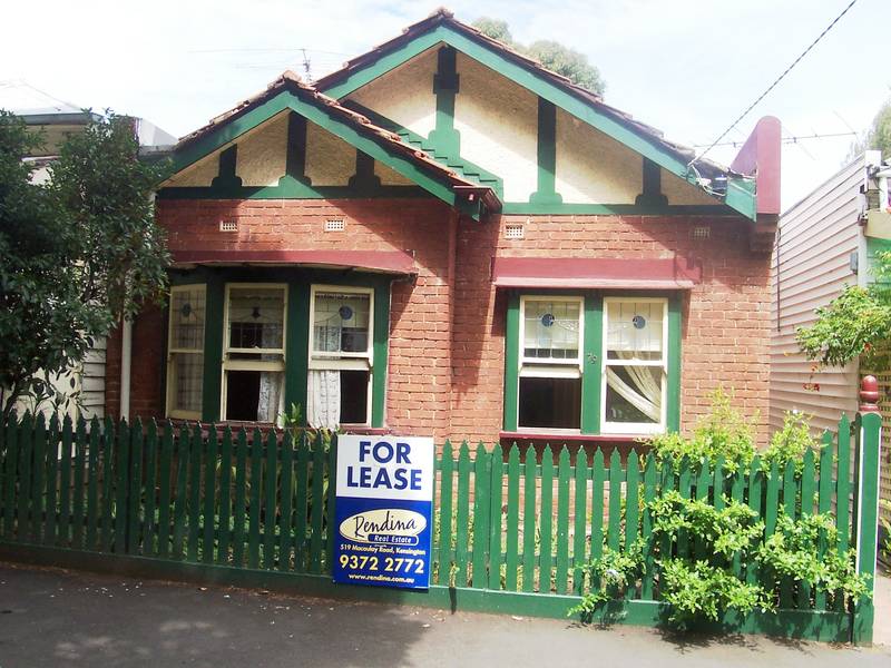 NEAT SOLID BRICK PERIOD HOME, COMPLETELY REFURBISHED. Picture 1
