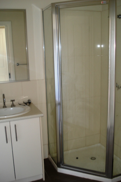 ONLY ONE YEAR YOUNG VILLA Picture 2