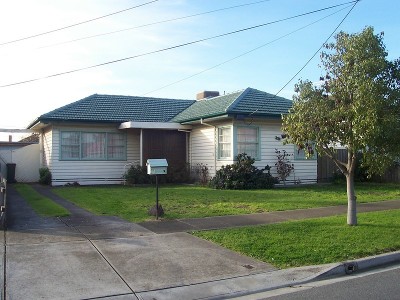 A SHORT WALK TO HIGHPOINT Picture