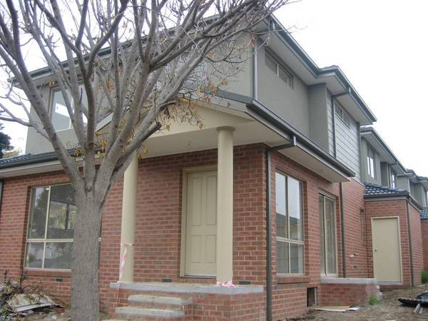 Super Modern In Super Location - ONLY ONE LEFT Picture 1