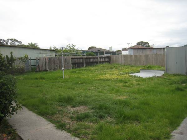 Close To Greenslopes Primary School! Picture