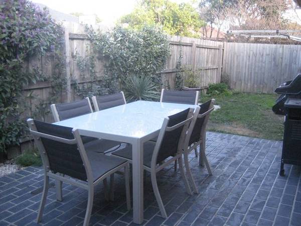 ONLY 2 YEARS OLD - This IMMACULATE 2 bedroom villa-unit Picture