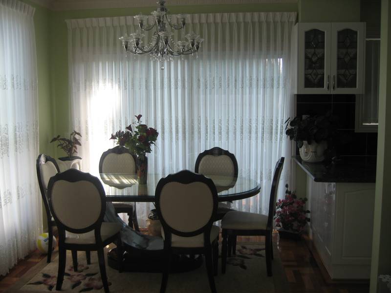 Live In Luxury! Picture 3