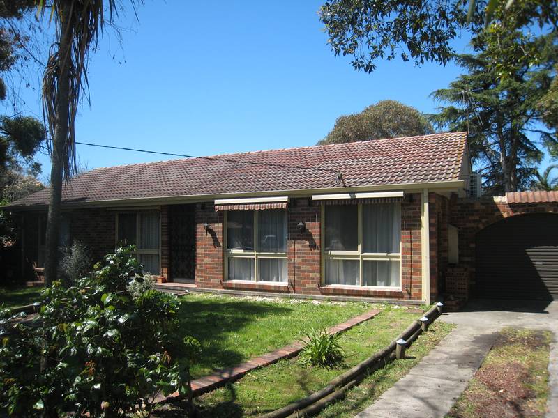 Spotlessly Clean & Charming Home! Picture 1