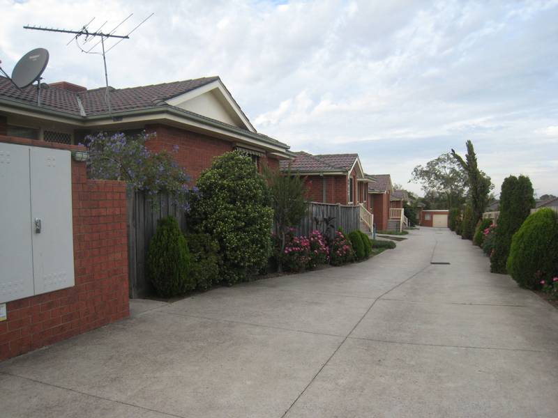 3 Bedroom Unit! Picture 2