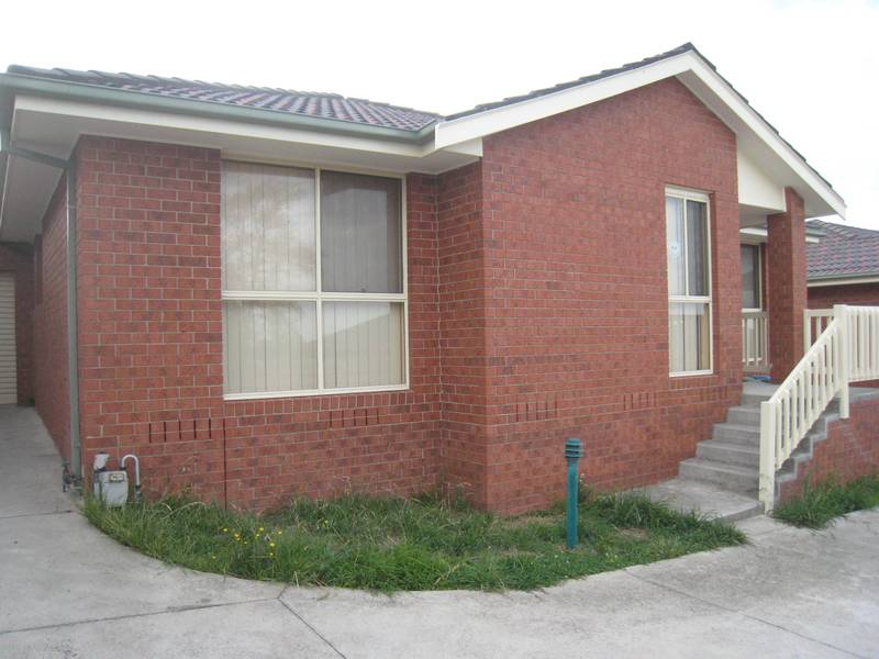 3 Bedroom Unit! Picture 3