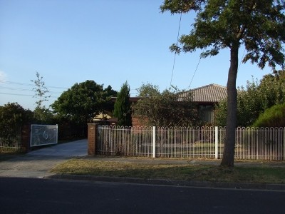 Yes!! 4 Bedrooms Plus Study! Picture