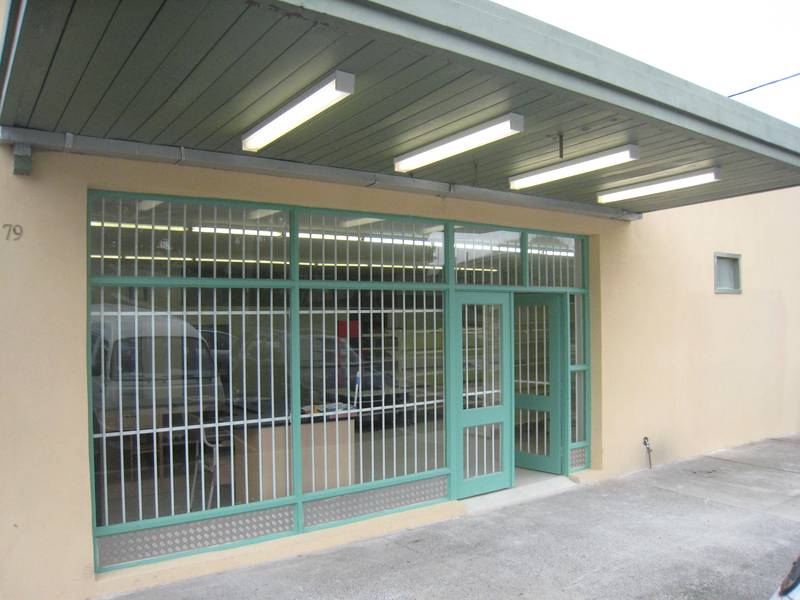 Vendor Says Sell! Business Opporunity with Dwelling! Picture 3