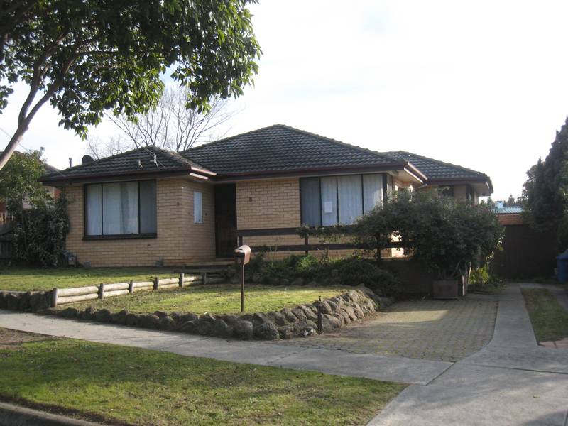 Affordable and Excellent Location! Picture 1