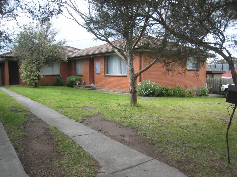 2X2 Bedroom Units - Investors Delight! Picture 1