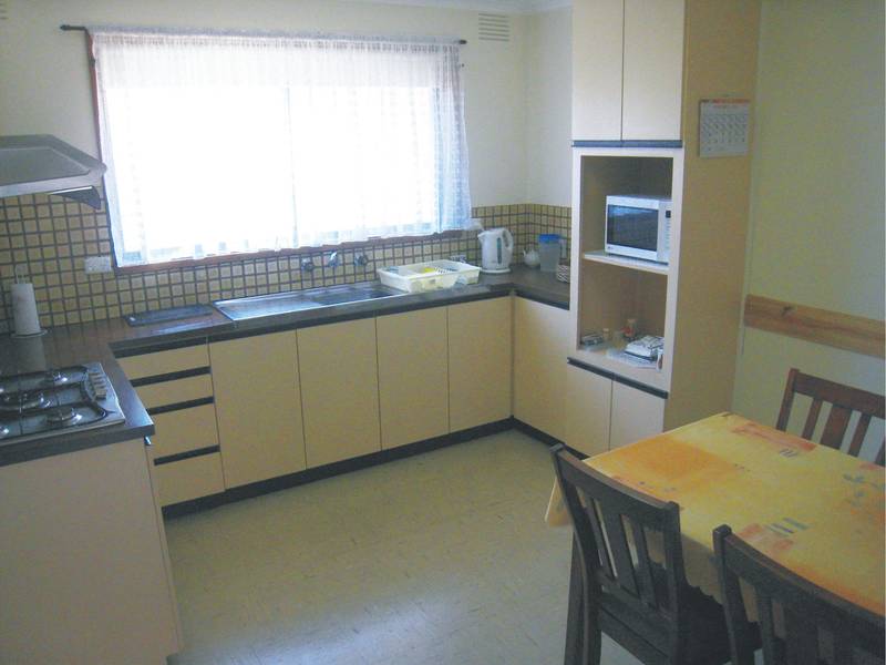 Charming & Spotlessly Clean Picture 3