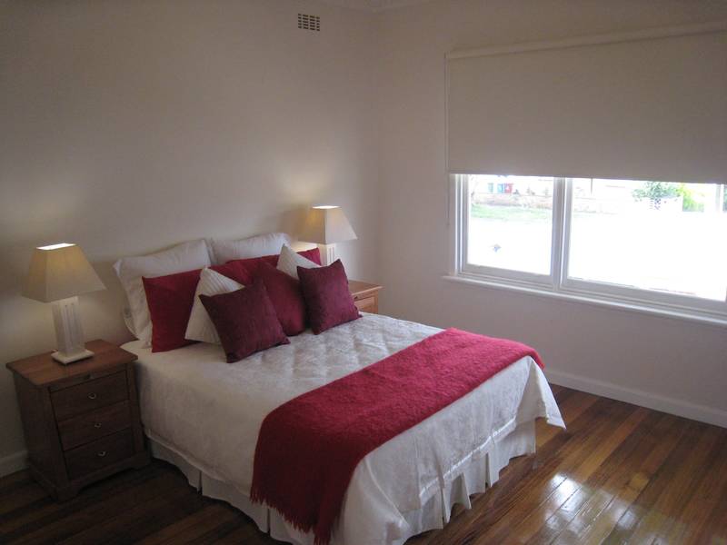 Inner Central Location & Fully Renovated! Picture 3