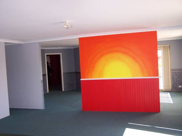 FAMILY HOME Picture 2