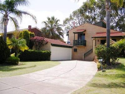 5 Bed Tri-Level Home...OPEN SATURDAY 2 - 3pm Picture 5 Bed Tri-Level Home...OPEN SATURDAY 2 - 3pm Picture