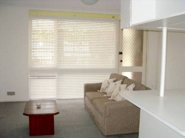 Spacious Open Plan Picture 2