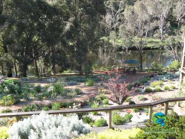 TWEEED VALLEY LODGE Picture 3