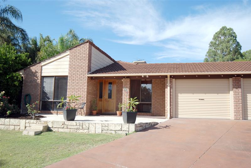 Attention! 1st time Buyers/Downsizers/Investors! Picture 1