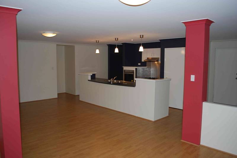 Neat and Tidy home Picture 2