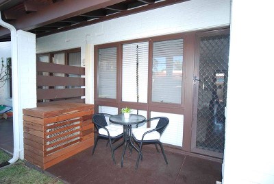 Stunning Beach Unit Picture