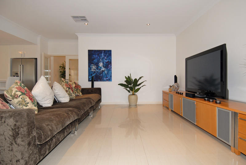 A Life On The Ocean Wave Picture 3