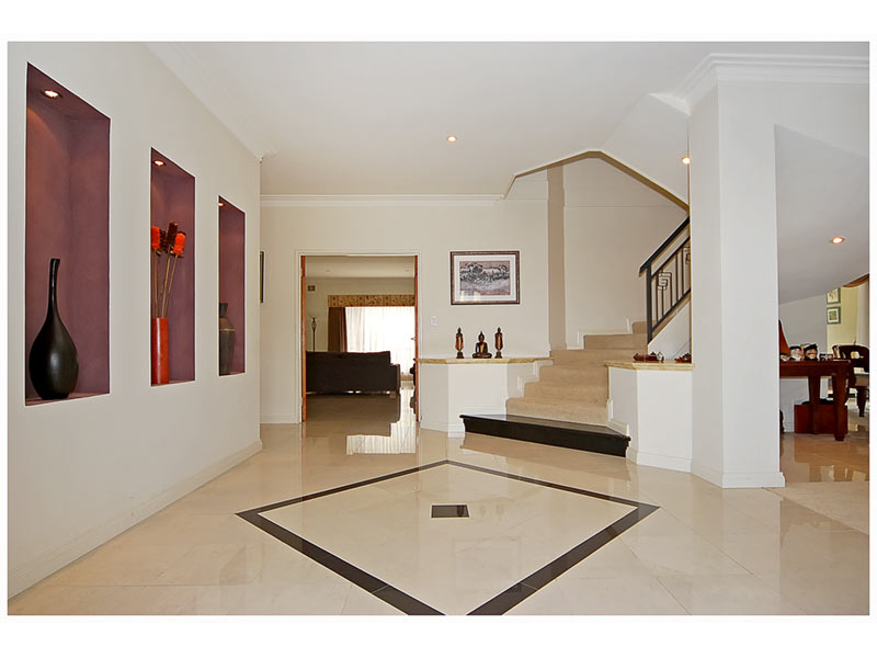 5 Year Young Stunner! Picture 2