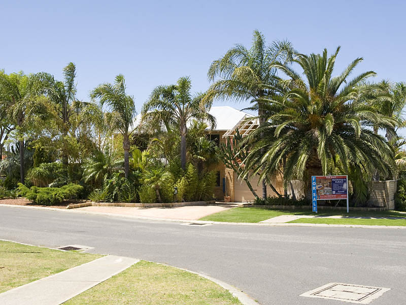 Tropical Paradise In Mullaloo Heights! *Open Sunday 31 January 2010 between 1.15pm-2.15pm* Picture 1