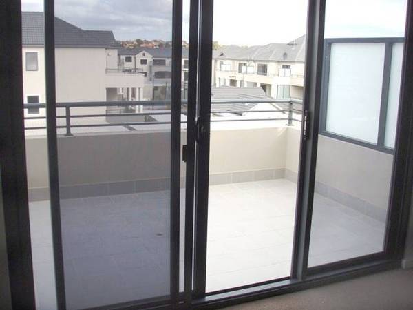 Singles Delight! Picture 1