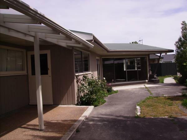 Purfect in Peddie Picture 1