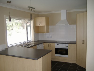 LUXURY TOWNHOUSE OWN SECTION Picture 2